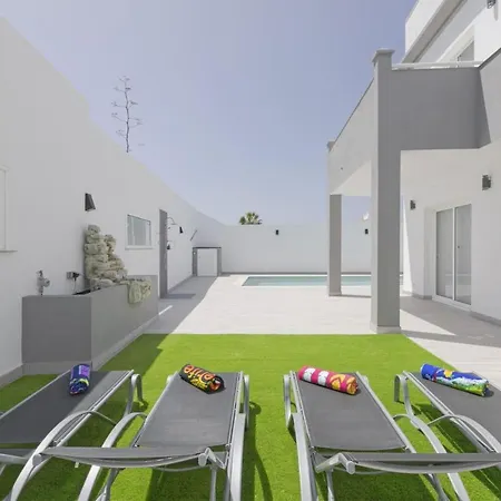 Villa Beautiful - Near Los Cristianos Chayofa